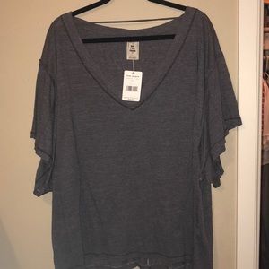 FREE PEOPLE T-SHIRT